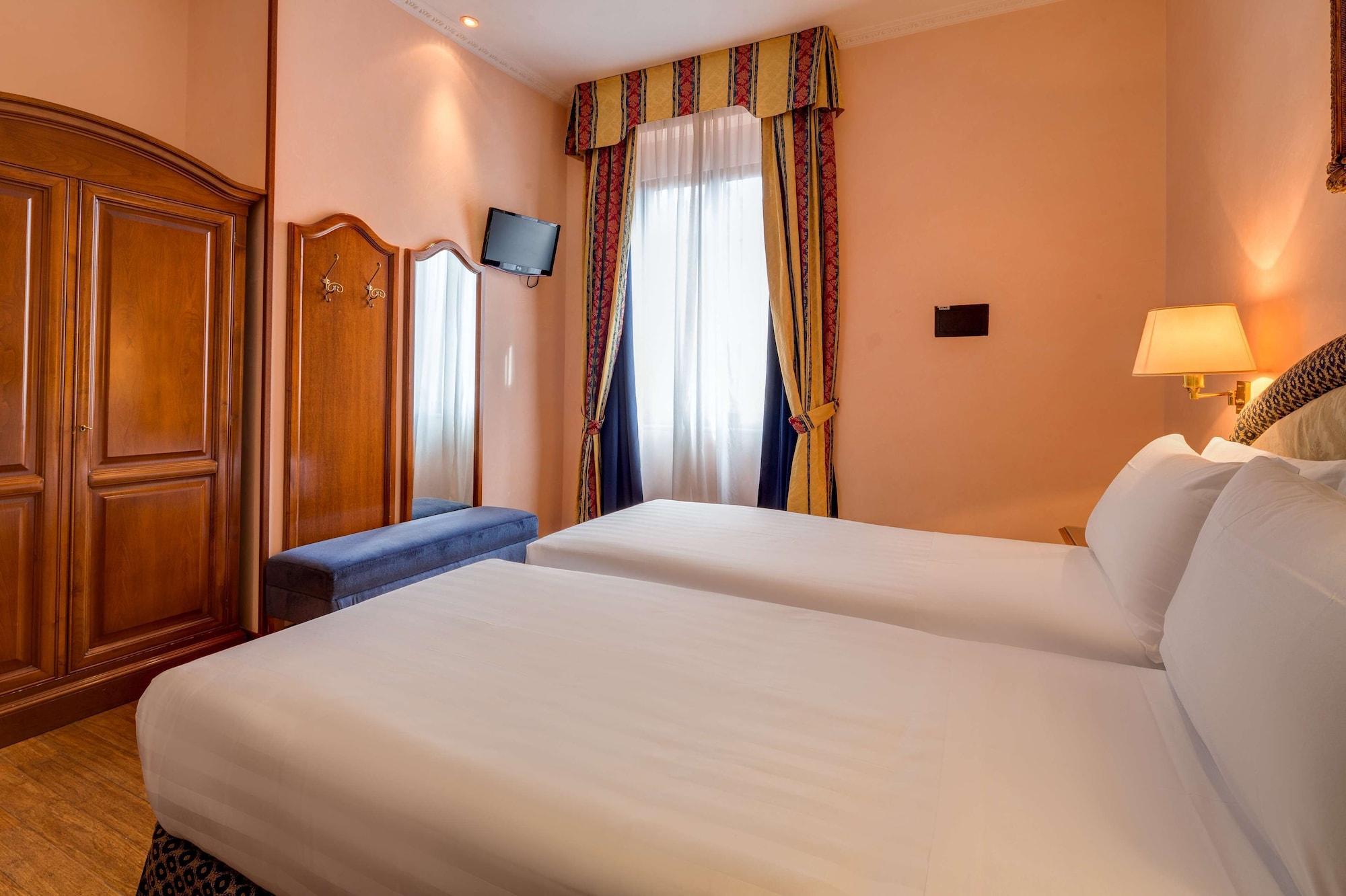 Hotel Raffaello Roma Esterno foto