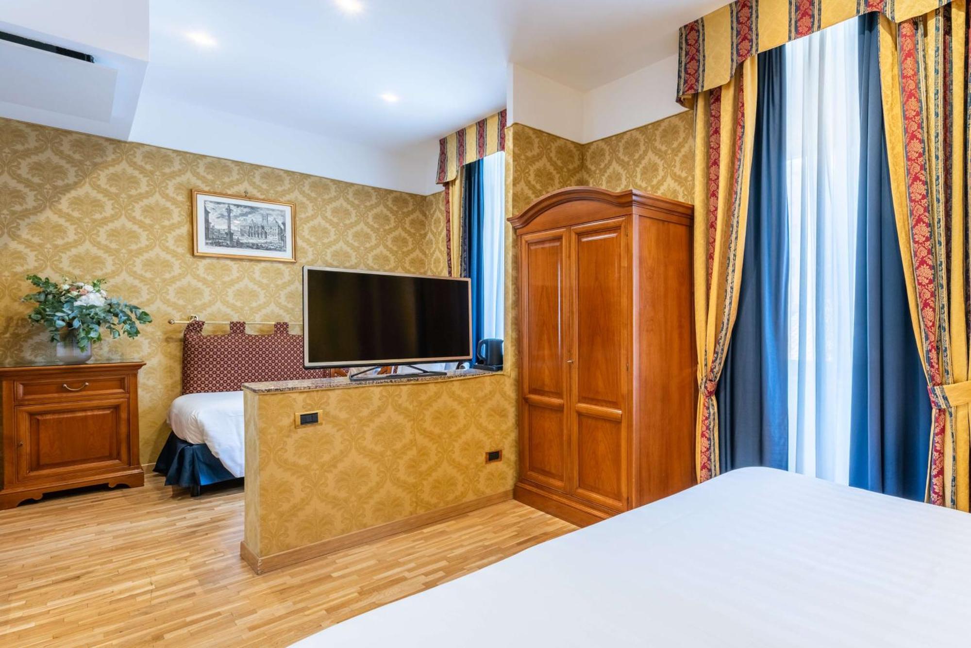 Hotel Raffaello Roma Esterno foto