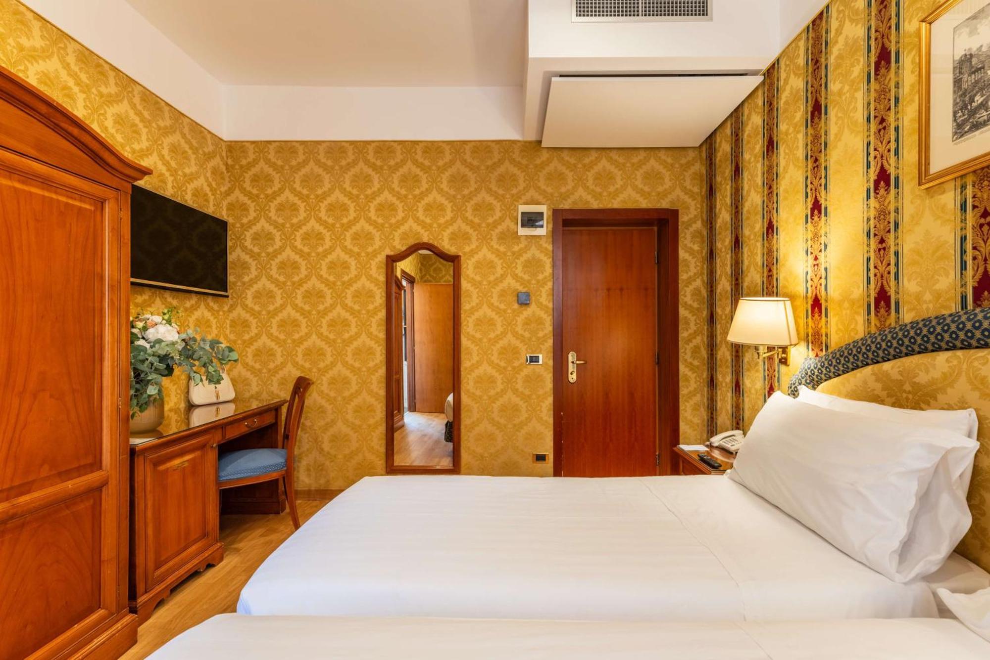 Hotel Raffaello Roma Esterno foto